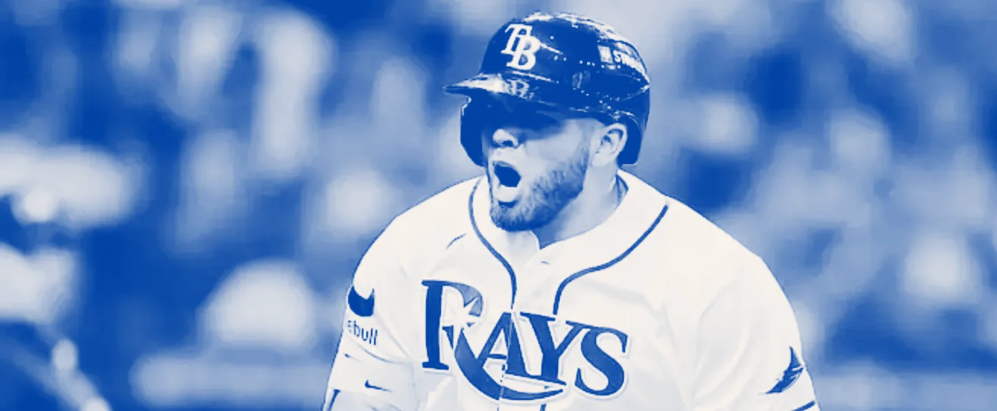 Jonathan Aranda, primera base de los Rays de Tampa Bay, tras el jonrón a Gerrit Cole que decidió el Juego 1 de la Serie Divisional