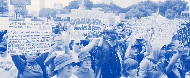 Marcha por agua limpia en Guadalajara dispersada con gas: el gobierno de Jalisco, ante dos reclamos